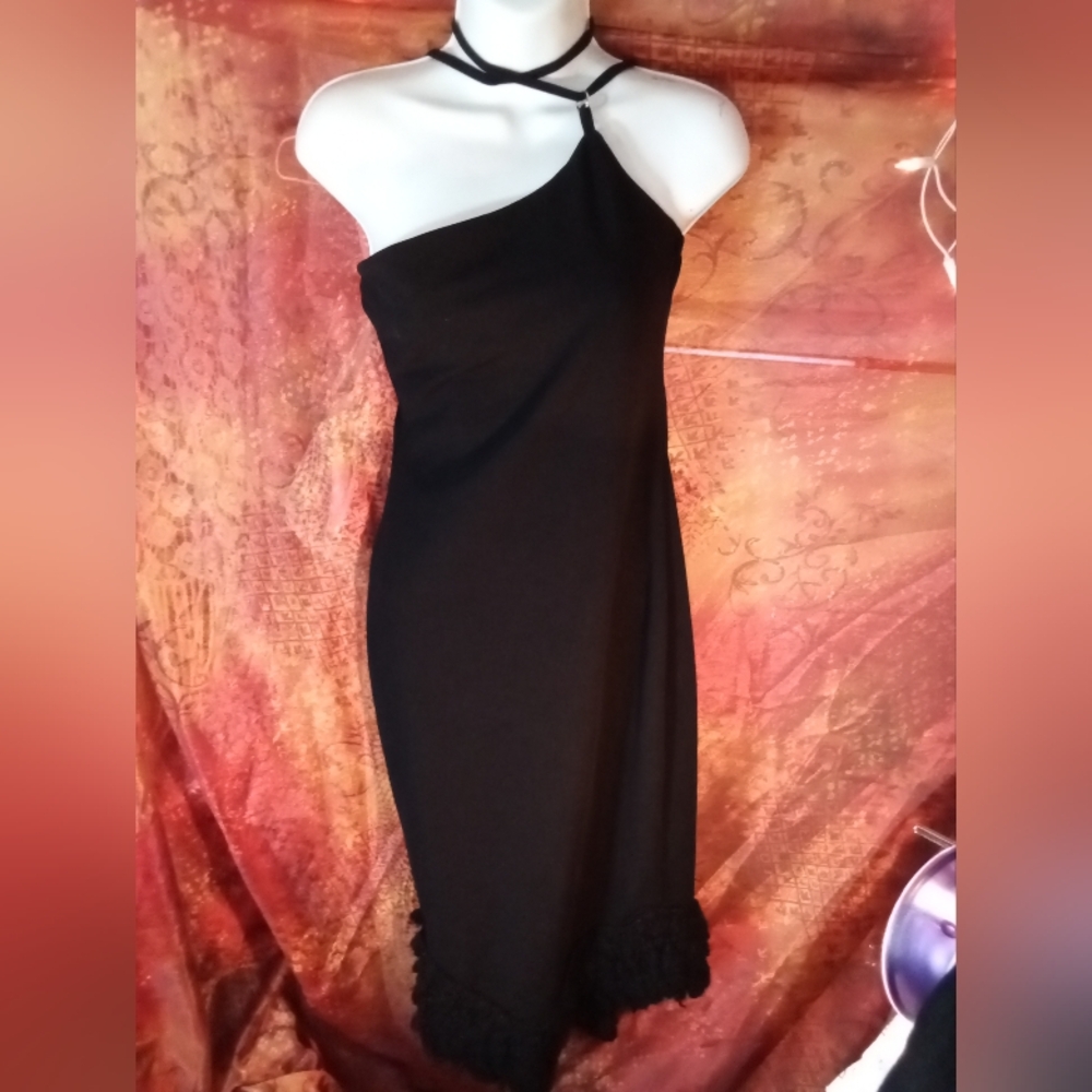 Elegant Black One-Shoulder Midi Dress With Faux Fur Bottom Hem Design